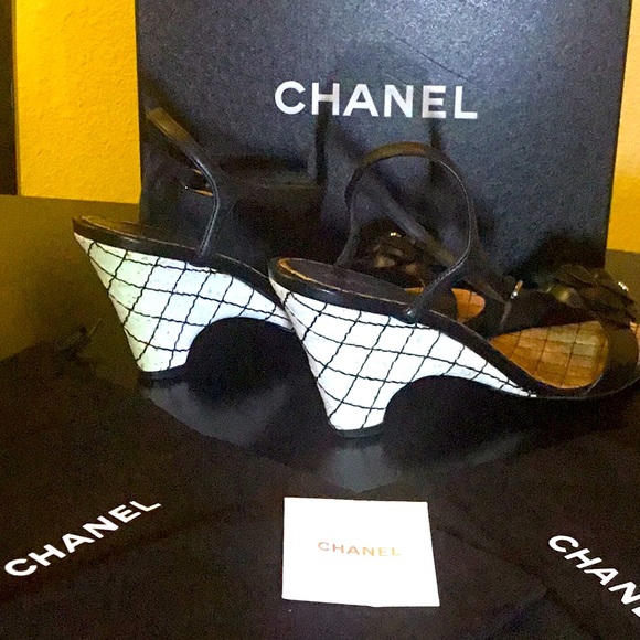 CHANEL” wedge sandals Eu 41” (11) 💯%❤️🌹 - Picture 3 of 7